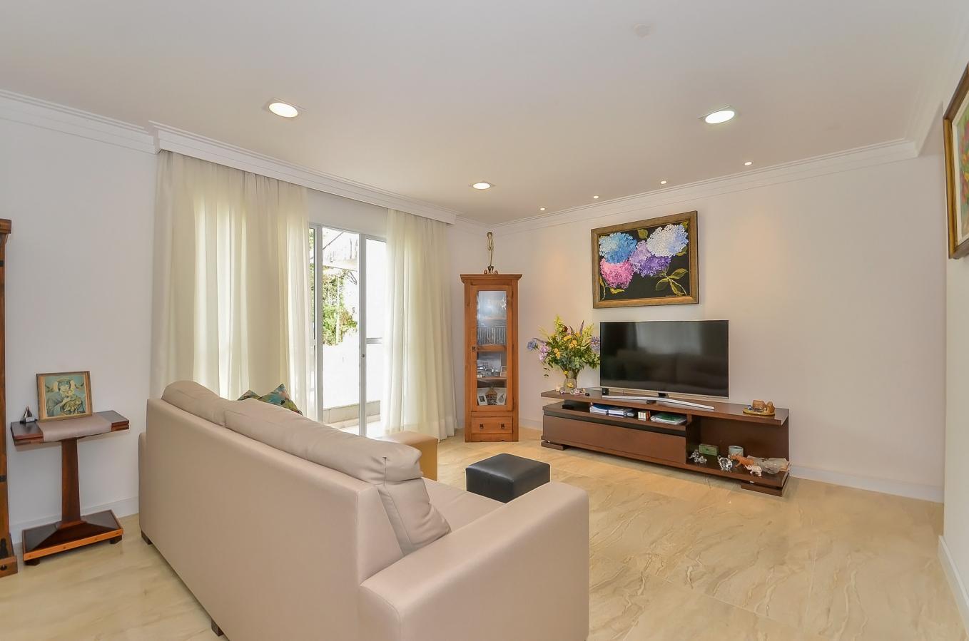 Casa, 3 quartos, 236 m² - Foto 4