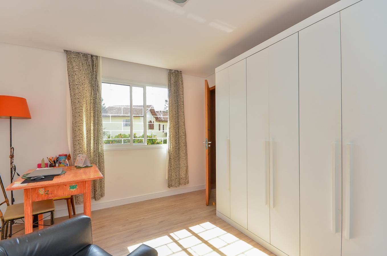 Casa, 3 quartos, 236 m² - Foto 16