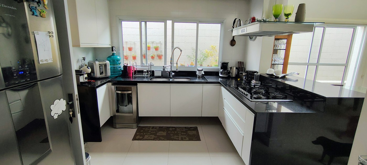 Casa, 4 quartos, 315 m² - Foto 31